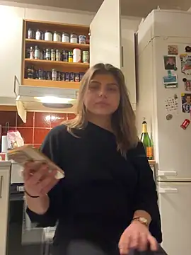 Snapshot of justsomeoneuknow chatting on 02-07-26, 06:44 justsomeoneuknow online show from 02-07-26, 06:44