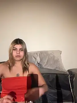 Snapshot of justsomeoneuknow chatting on 02-16-26, 08:38 justsomeoneuknow online show from 02-16-26, 08:38