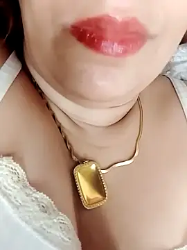 Naughty-Yousra online show from 05-01-26, 08:19