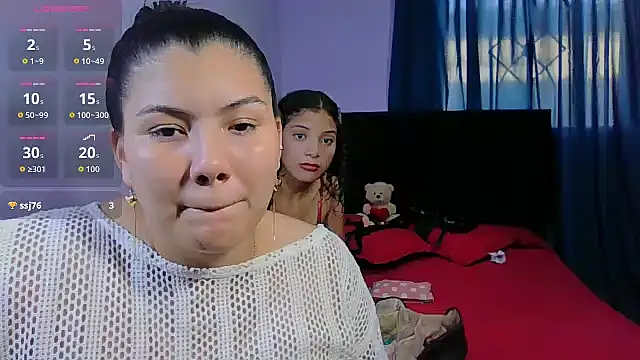 Helena-Paola online show from 03-09-26, 09:52