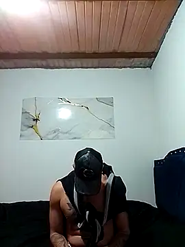 Snapshot of Samms7778 chatting on 07-23-26, 01:30 Samms7778 online show from 07-23-26, 01:30