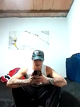 Snapshot of Samms7778 chatting on 07-31-26, 02:11 Samms7778 online show from 07-31-26, 02:11