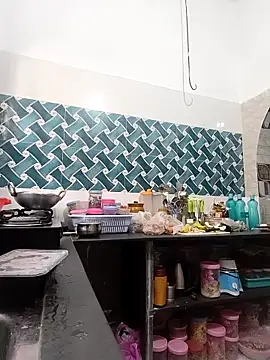 Hot-Tinaa online show from 03-10-26, 06:40