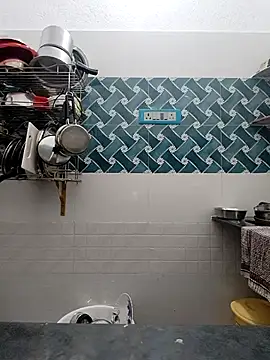 Hot-Tinaa online show from 04-20-26, 02:03