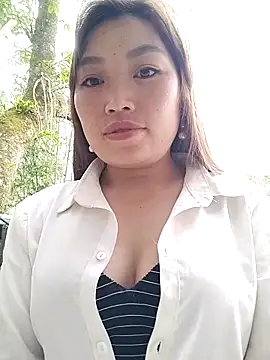 lia-coy online show from 04-21-26, 11:18