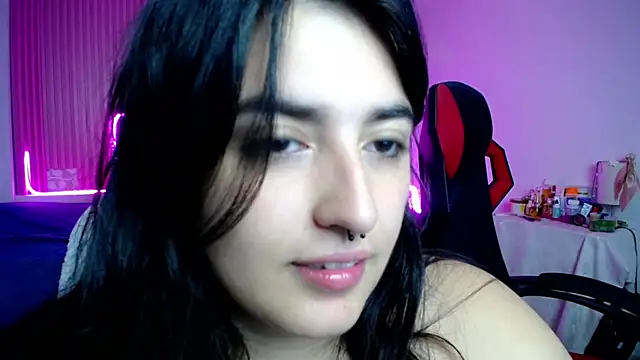 Snapshot of sonic_jess07 chatting on 05-31-26, 10:33 sonic jess07 online show from 05-31-26, 10:33