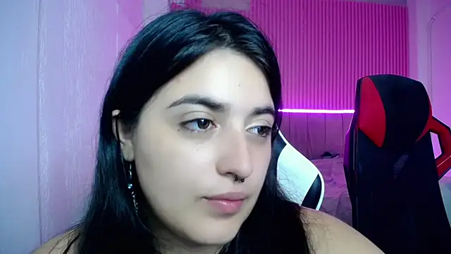 Snapshot of sonic_jess07 chatting on 06-07-26, 10:08 sonic jess07 online show from 06-07-26, 10:08