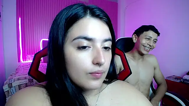 Snapshot of sonic_jess07 chatting on 06-16-26, 03:36 sonic jess07 online show from 06-16-26, 03:36