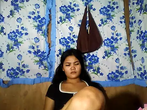 PinaySkinnyJust18 online show from 05-09-26, 12:27