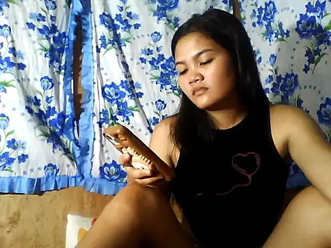 PinaySkinnyJust18 online show from 06-23-26, 09:46