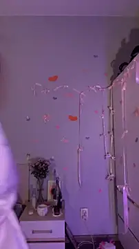 Snapshot of Nika_sexxx chatting on 02-13-26, 06:15 Nika sexxx online show from 02-13-26, 06:15