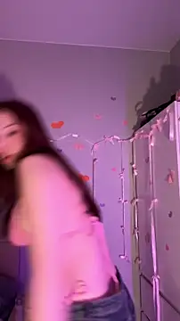 Snapshot of Nika_sexxx chatting on 02-14-26, 08:38 Nika sexxx online show from 02-14-26, 08:38