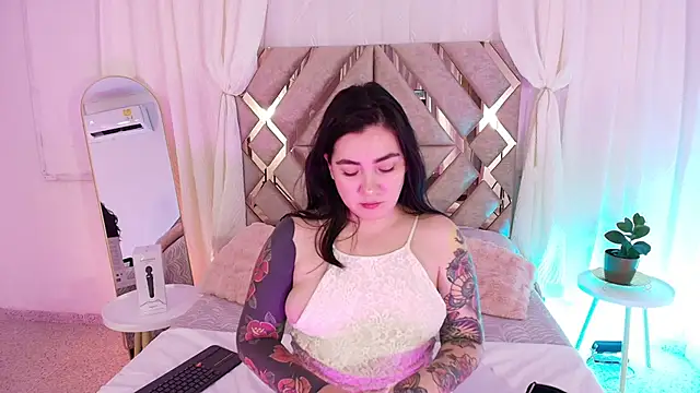 KathiaJenner online show from 03-05-26, 12:12