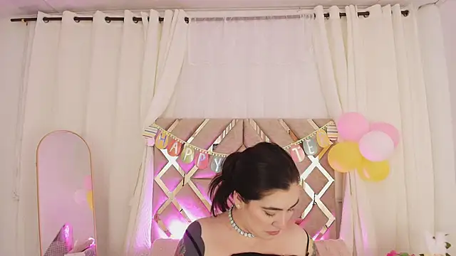 KathiaJenner online show from 04-03-26, 11:30