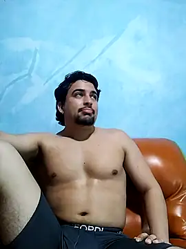 AxelWhitte online show from 02-13-26, 06:48