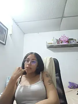 Snapshot of cristal_adams11 chatting on 07-14-26, 03:22 cristal adams11 online show from 07-14-26, 03:22