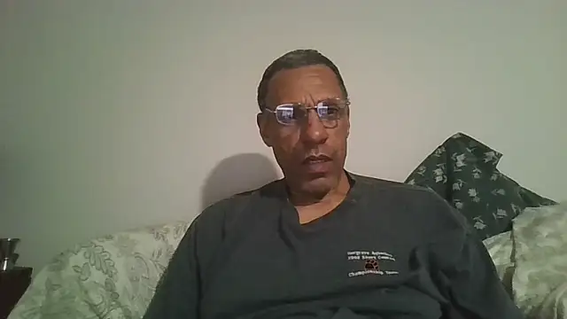 swimmer2496 online show from 02-15-26, 03:47