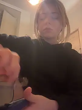 MelliMoon online show from 04-04-26, 09:34