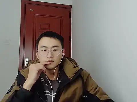 Snapshot of Aint686 chatting on 01-17-26, 04:43 Aint686 online show from 01-17-26, 04:43