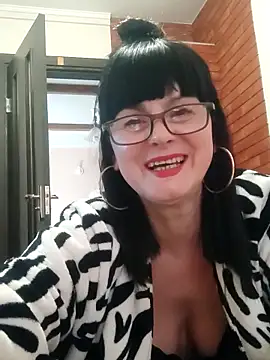 AliceSwan57 online show from 04-18-26, 03:38