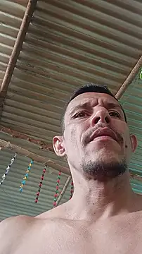 juanmaur22 online show from 02-18-26, 01:51