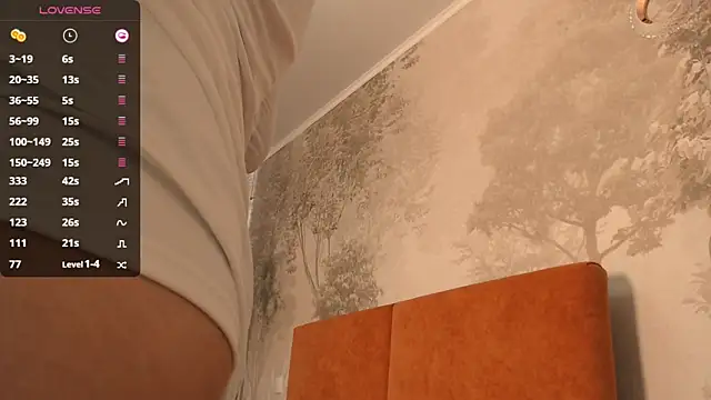 Snapshot of Hiaru_Cutie chatting on 01-13-25, 05:23 Hiaru Cutie online show from 01-13-25, 05:23