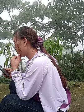 cutebobi online show from 04-20-26, 02:03