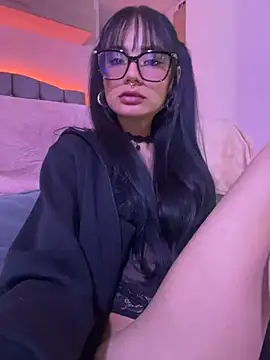 Snapshot of _Lucycherry chatting on 02-03-26, 04:43 Lucycherry online show from 02-03-26, 04:43