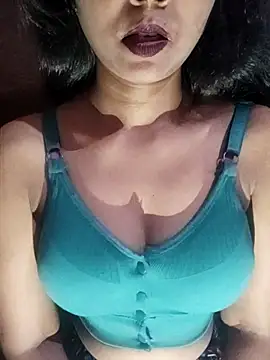 Ayesha Khan1 online show from 04-19-26, 11:20