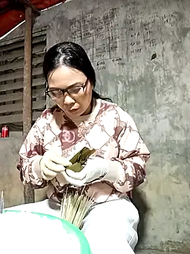 Nuna 689 online show from 02-12-26, 08:09