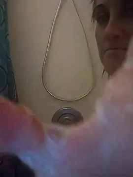 BusyB1983 online show from 04-01-26, 03:31