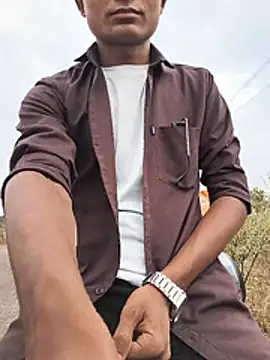 Snapshot of its_rising_star chatting on 06-15-26, 12:35 its rising star online show from 06-15-26, 12:35