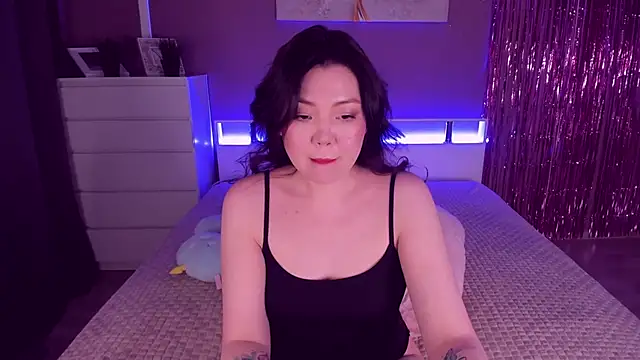 Snapshot of Nancy_Wang chatting on 02-17-26, 08:48 Nancy Wang online show from 02-17-26, 08:48