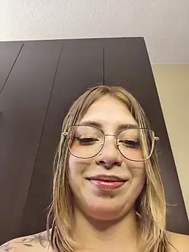 BellaDonna 16 online show from 03-28-26, 07:02