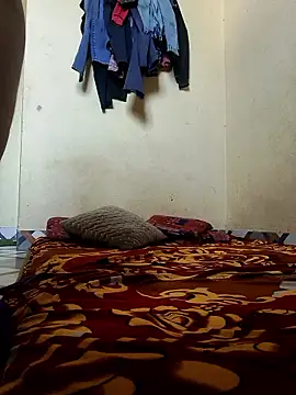 Snapshot of Hot-Anita_ chatting on 02-13-26, 06:53 Hot-Anita online show from 02-13-26, 06:53