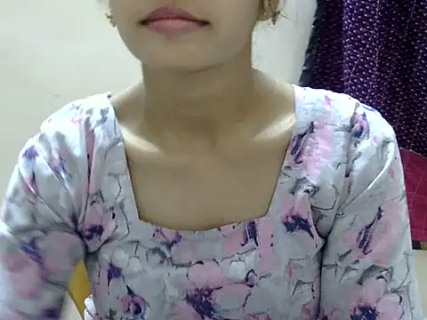 Snapshot of Kulsum_S chatting on 07-26-26, 01:51 Kulsum S online show from 07-26-26, 01:51