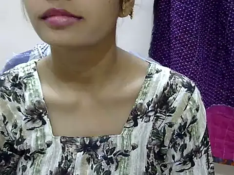 Snapshot of Kulsum_S chatting on 08-04-26, 01:36 Kulsum S online show from 08-04-26, 01:36