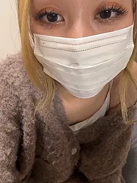 yui  yuichan online show from 04-06-26, 10:05