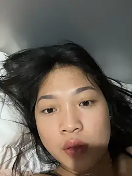 Lyn-be99 online show from 04-16-26, 01:39