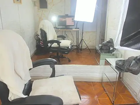 Shara Oz online show from 02-07-26, 03:10