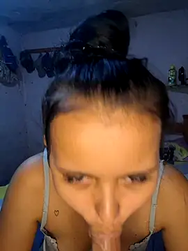 Snapshot of Daniela_Cruz_ chatting on 02-16-26, 07:10 Daniela Cruz online show from 02-16-26, 07:10