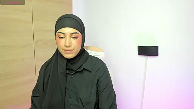 LAY LA  online show from 02-25-26, 10:41