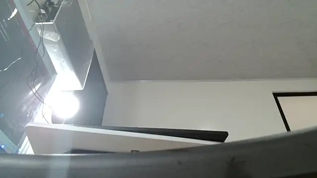 kendal1  online show from 04-21-26, 02:56