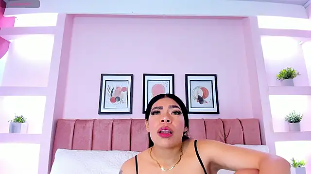 Sophia Salem online show from 02-12-26, 12:00