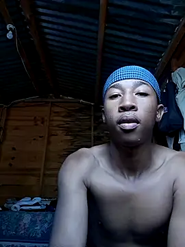 Snapshot of Peterveero12 chatting on 03-01-26, 09:44 Peterveero12 online show from 03-01-26, 09:44