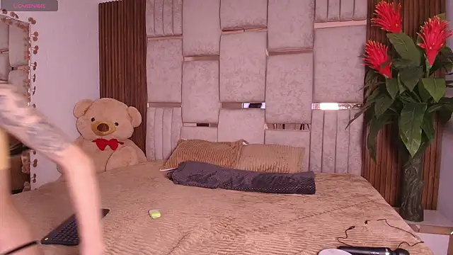 Zoe dim online show from 02-23-26, 01:19