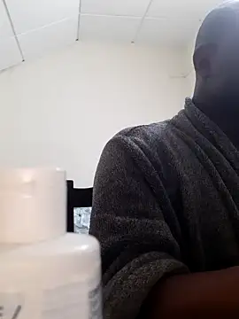 Snapshot of Dmakaty chatting on 03-22-26, 01:42 Dmakaty online show from 03-22-26, 01:42