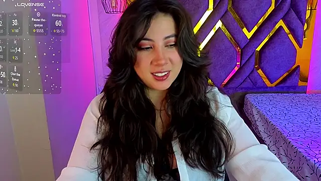 Luvienne online show from 04-21-26, 07:06