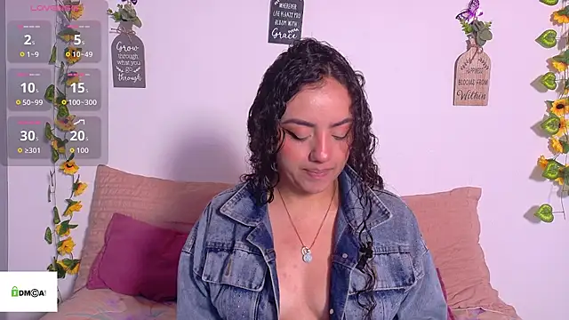 emiily curly online show from 05-20-26, 11:27