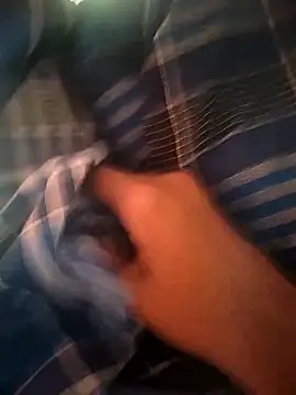 Snapshot of Tamilcbebbc chatting on 03-09-26, 08:51 Tamilcbebbc online show from 03-09-26, 08:51